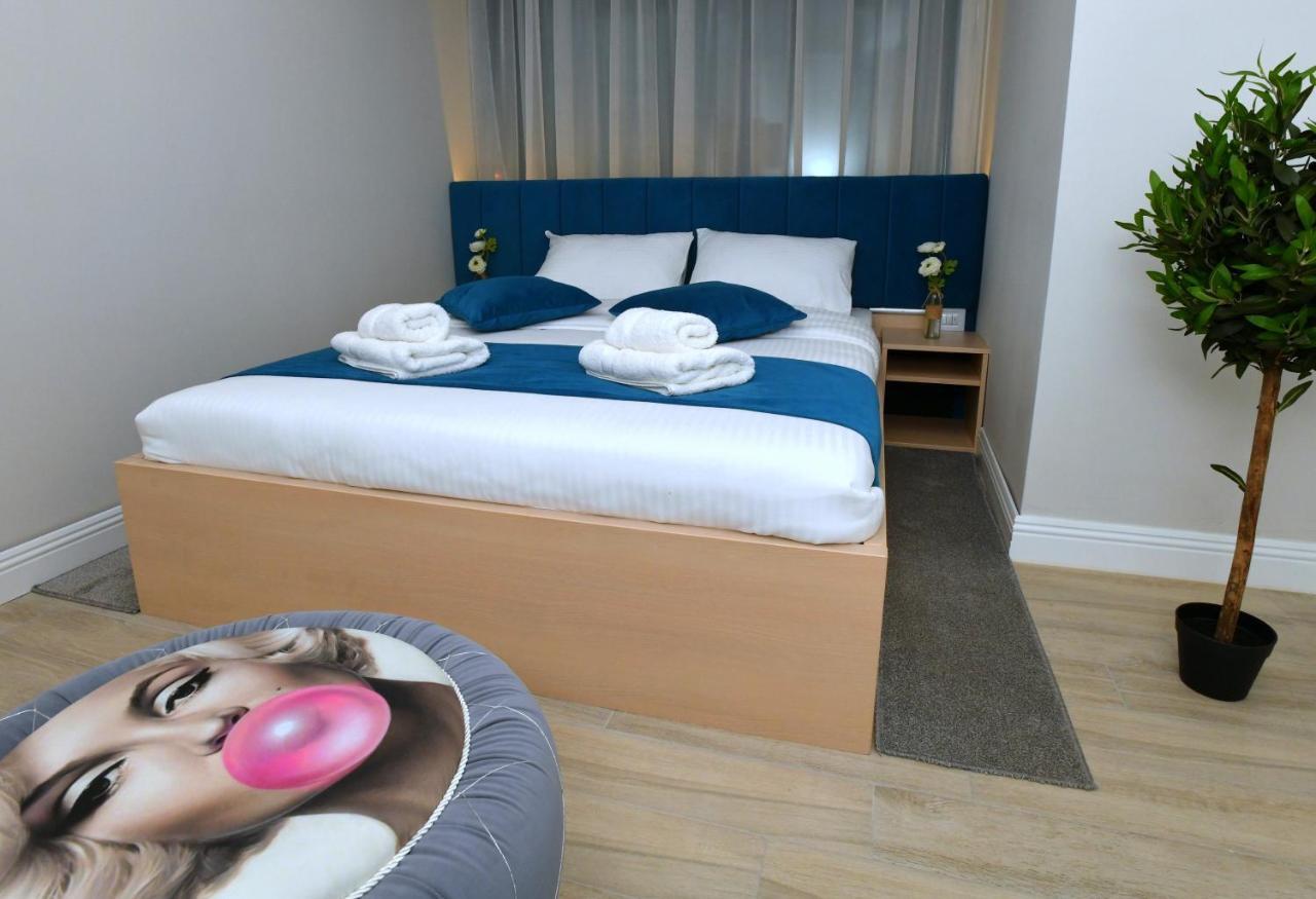 President Aparthotel Cacak Bagian luar foto
